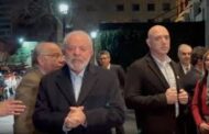 MUNDO: LULA CHEGA AO CHILE E SE RECUSA A FALAR COM JORNALISTAS