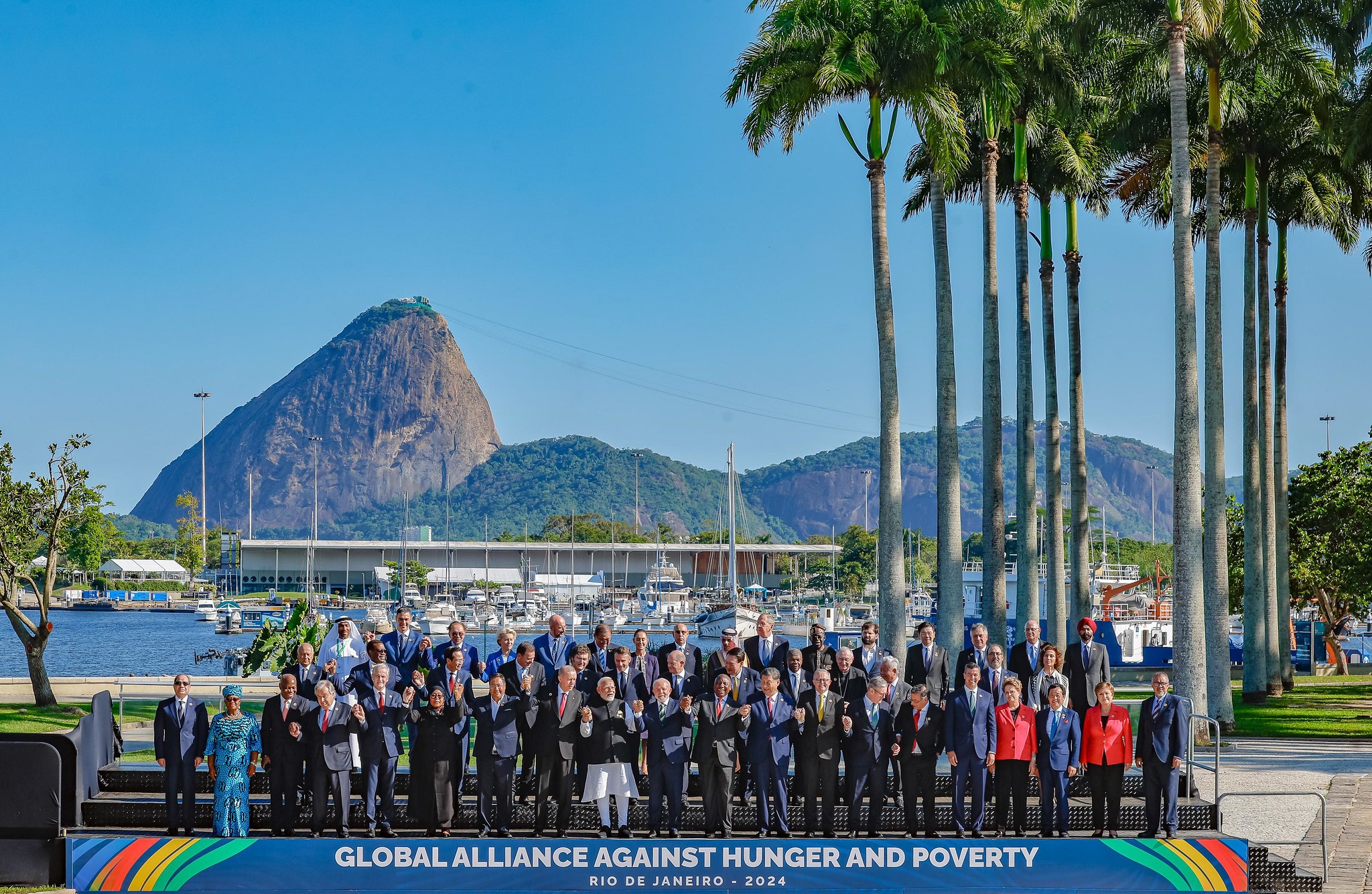 Biden se justifica, e Lula marca nova foto dos chefes de Estado do G20 nesta terça (19)