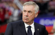 Ancelotti critica questionamento sobre saúde de mental de Mbappé e afirma: 'Está feliz no Real'