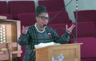 Pastora liderará igreja histórica pela primeira vez em seus 230 anos de história