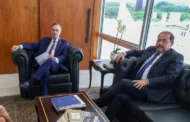Ministro Barroso se encontra com advogado de Jair Bolsonaro