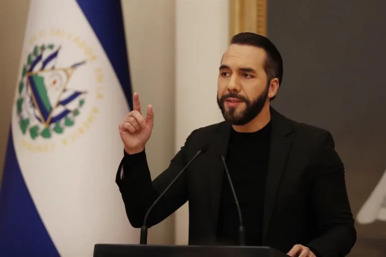 Menores serão transferidos para prisões de adultos em El Salvador