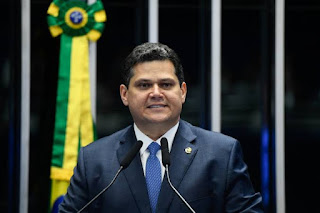 BRASIL: ALCOLUMBRE SE PRONUNCIA SOBRE POSSIBILIDADE DE PAUTAR IMPEACHMENT DE MINISTROS DO STF