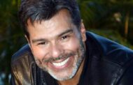 Mauricio Mattar faz harmonização facial aos 60 anos e resultado não é o que muitos esperavam; veja antes e depois