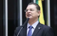 PT ‘não poderia resistir’, diz Sóstenes sobre impasse das comissões