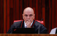 VÍDEO: MORAES CEDE À PRESSÃO POPULAR E DESBLOQUEIA CONTAS BANCÁRIAS DE JORNALISTA DE DIREITA