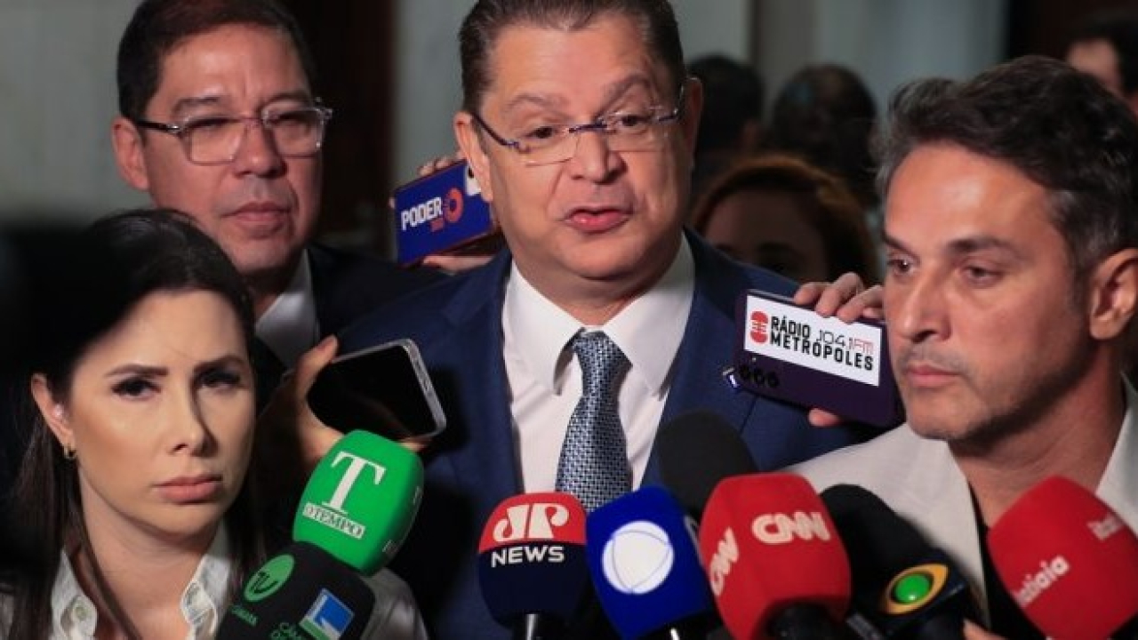 MOTTA QUER 'GANHAR TEMPO' PARA BARRAR ANISTIA, AFIRMA LÍDER DO PL NA CÂMARA