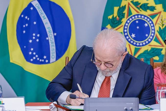 ENTENDA COMO FICA: Fim das férias de 30 dias com nova lei trabalhista vigente