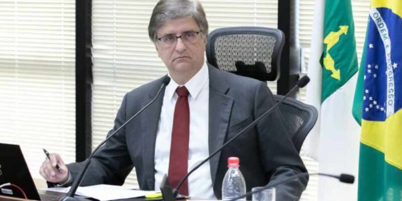 Gonet recua e se manifesta para tirar da cadeia “patriota” de 74 anos