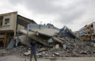 VÍDEO: TERREMOTO DESTRÓI CASAS E DEIXA DESABRIGADOS EM PAÍS PRÓXIMO AO BRASIL