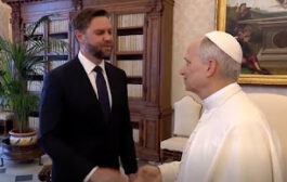 MUNDO: PAPA LEÃO XIV RECEBE VICE DE TRUMP E FAZ PEDIDO
