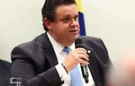 Justiça pode barrar posse de substituto de Carlos Lupi
