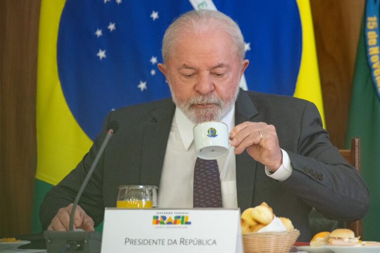 Café fica 80,2% mais caro e lidera inflação nos últimos 12 meses