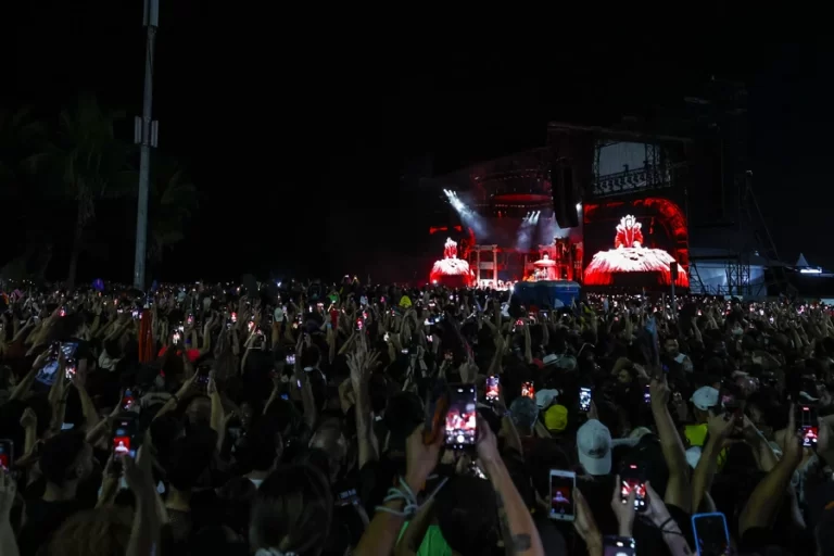 Show de Lady Gaga leva 2,1 milhões de pessoas a Copacabana