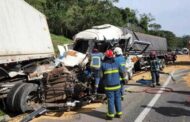 VÍDEO: ACIDENTE COM TRÊS CARRETAS ASSUSTA MOTORISTAS NA BR-277