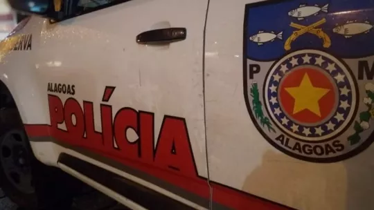 Grávida de cinco meses é esfaqueada na boca e no pescoço em Rio Largo