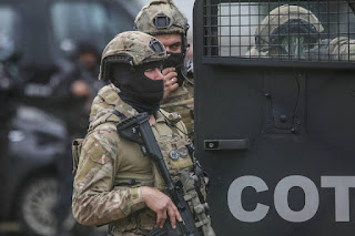 VÍDEO: POLÍCIA MONTA ESQUEMA DE GUERRA PARA LEVAR MARCOLA A HOSPITAL DO DF