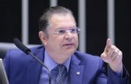 VÍDEO: LÍDER DO PL NA CÂMARA SE EXALTA E CHAMA MINISTRO DE “BURRO”