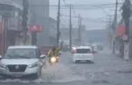 Chuvas causam alagamentos em Alagoas; rio transborda e expulsa moradores de casa em São Miguel dos Campo