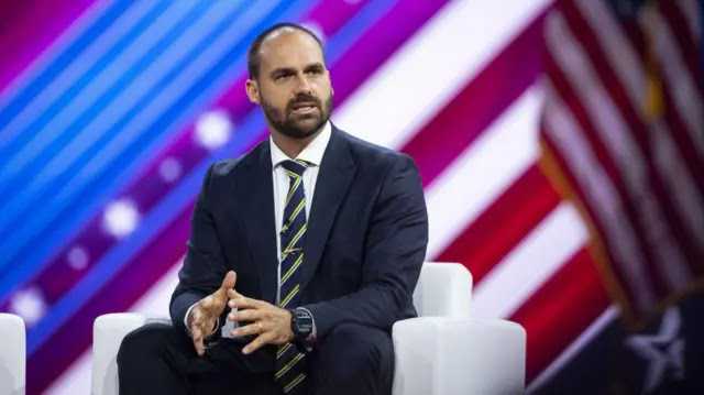 VÍDEO: EDUARDO BOLSONARO REVELA COMO O GOVERNO LULA PODE LIVRAR O PAÍS DAS TARIFAS DE TRUMP