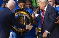 VÍDEO: TRUMP COMEMORA TÍTULO MUNDIAL DO CHELSEA JUNTO COM OS JOGADORES E VIRALIZA