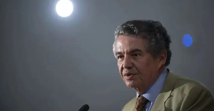 Ex-ministro do STF diz que Moraes forçou Código Penal contra Bolsonaro