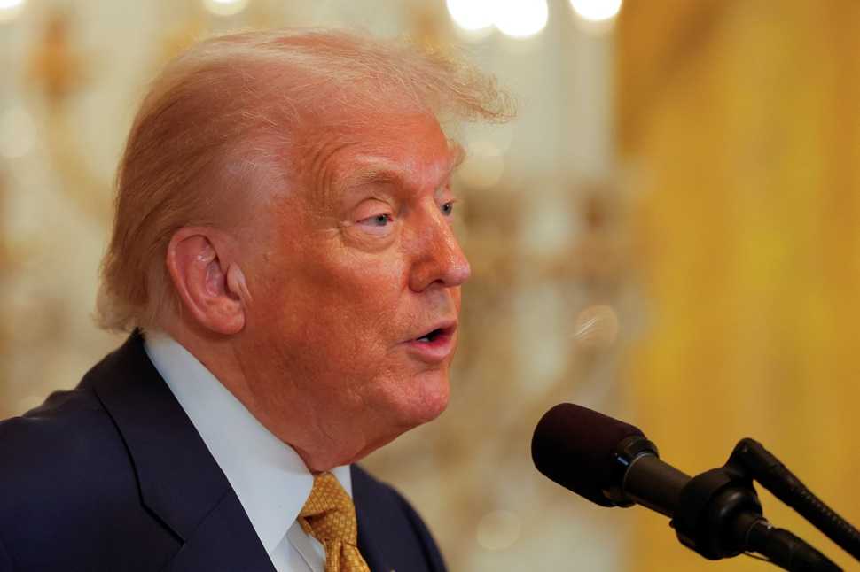 Trump assina ordem que implementa tarifa de 50% sobre o Brasil, com várias exceções