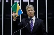 VÍDEO: DEPUTADO MARCEL VAN HATTEM COBRA HUGO MOTTA E DENUNCIA ATOS DO COLEGA