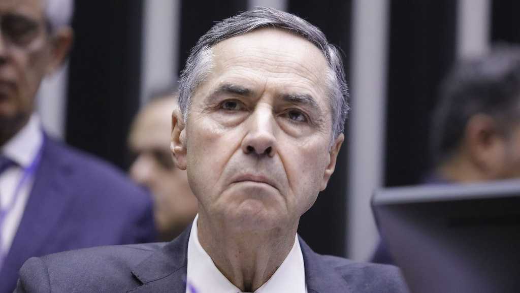 Saída de Barroso do STF volta ao radar e já abre disputa por vaga