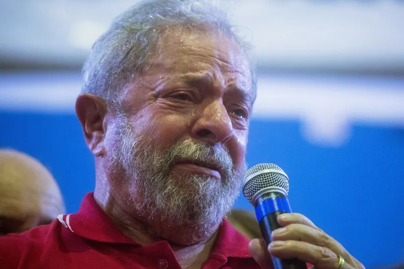 Lula é reprovado por mais de 53% dos eleitores brasileiros