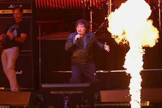 MUNDO: MILEI SURPREENDE E CANTA ROCK EM BUENOS AIRES