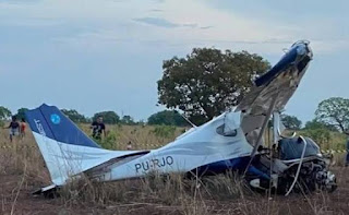 BRASIL: AVIÃO CAI EM FAZENDA NO TOCANTINS E DEIXA UM MORTO E UM FERIDO