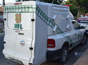 Homem é morto a tiros em praça de Maceió; polícia investiga crime