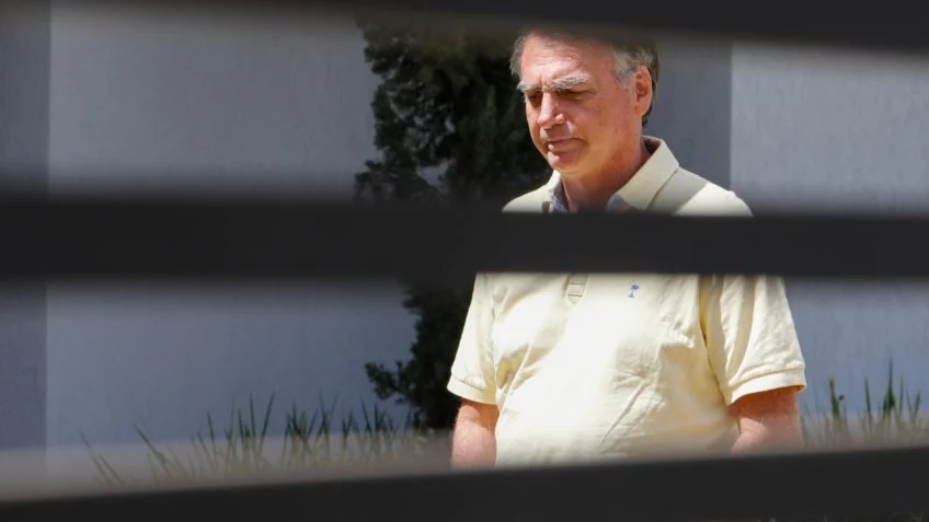 Jair Bolsonaro, o presidente sequestrado