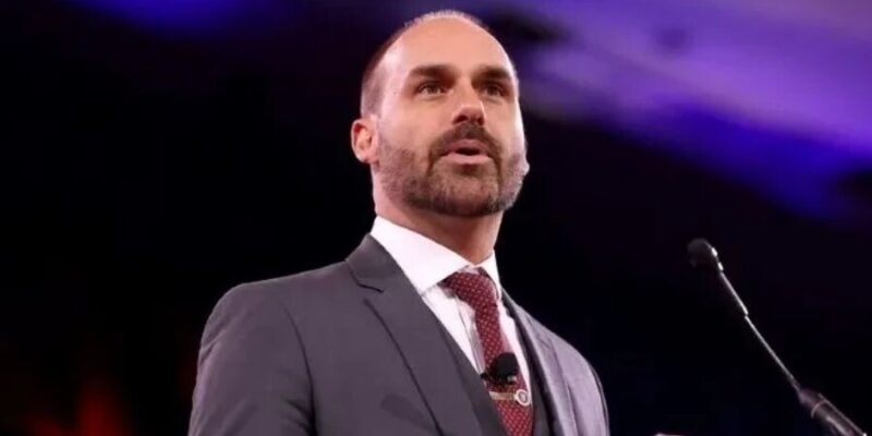 DPU pede que STF rejeite denúncia da PGR contra Eduardo Bolsonaro