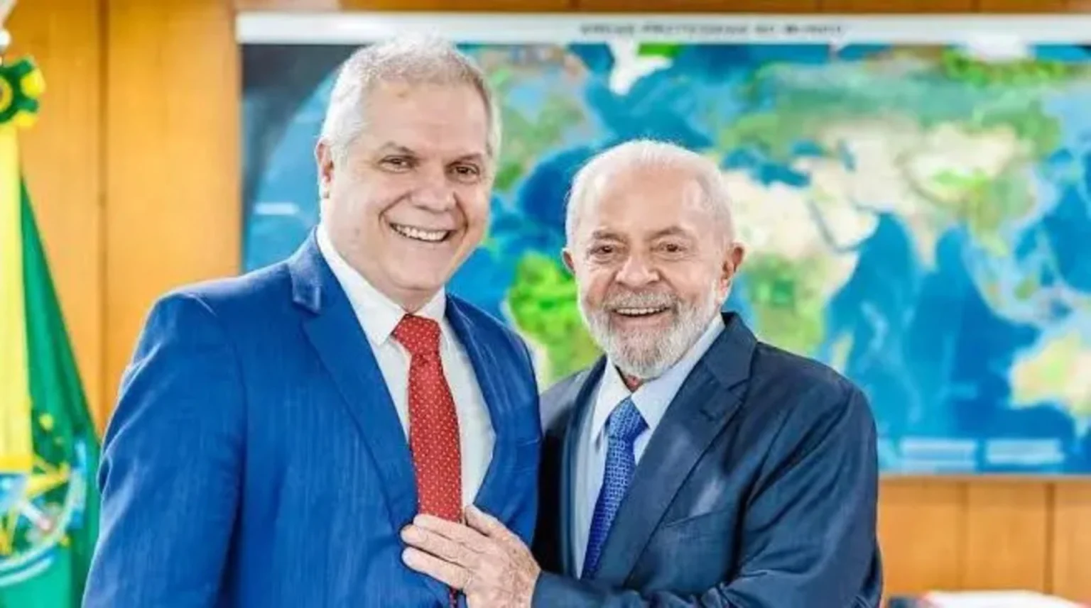 Indicado por Lula: Ex-presidente do INSS recebia propina de R$ 250 mil por mês de roubo dos aposentados, diz PF