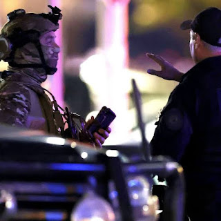 MUNDO: TERRORISTAS FAZEM ATAQUE A TIROS EM PRAIA DA AUSTRÁLIA