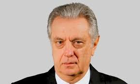 BRASIL: JURISTA SURPREENDE E CITA “PUTEIRO” AO SE REFERIR AO STF EM ENTREVISTA