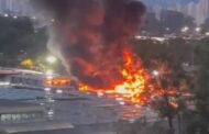 BRASIL: INCÊNDIO DE GRANDES PROPORÇÕES ATINGE GARAGEM DE ÔNIBUS EM SP
