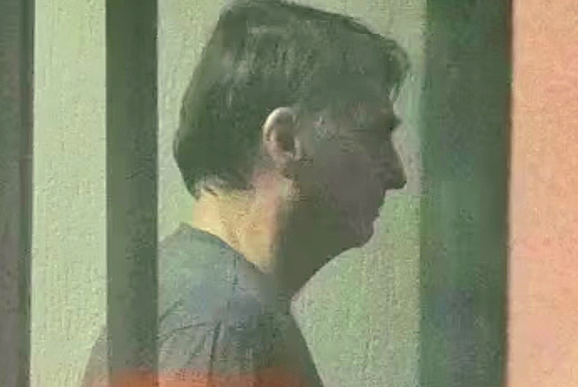 Bolsonaro pede autorização para ser operado e prisão domiciliar humanitária