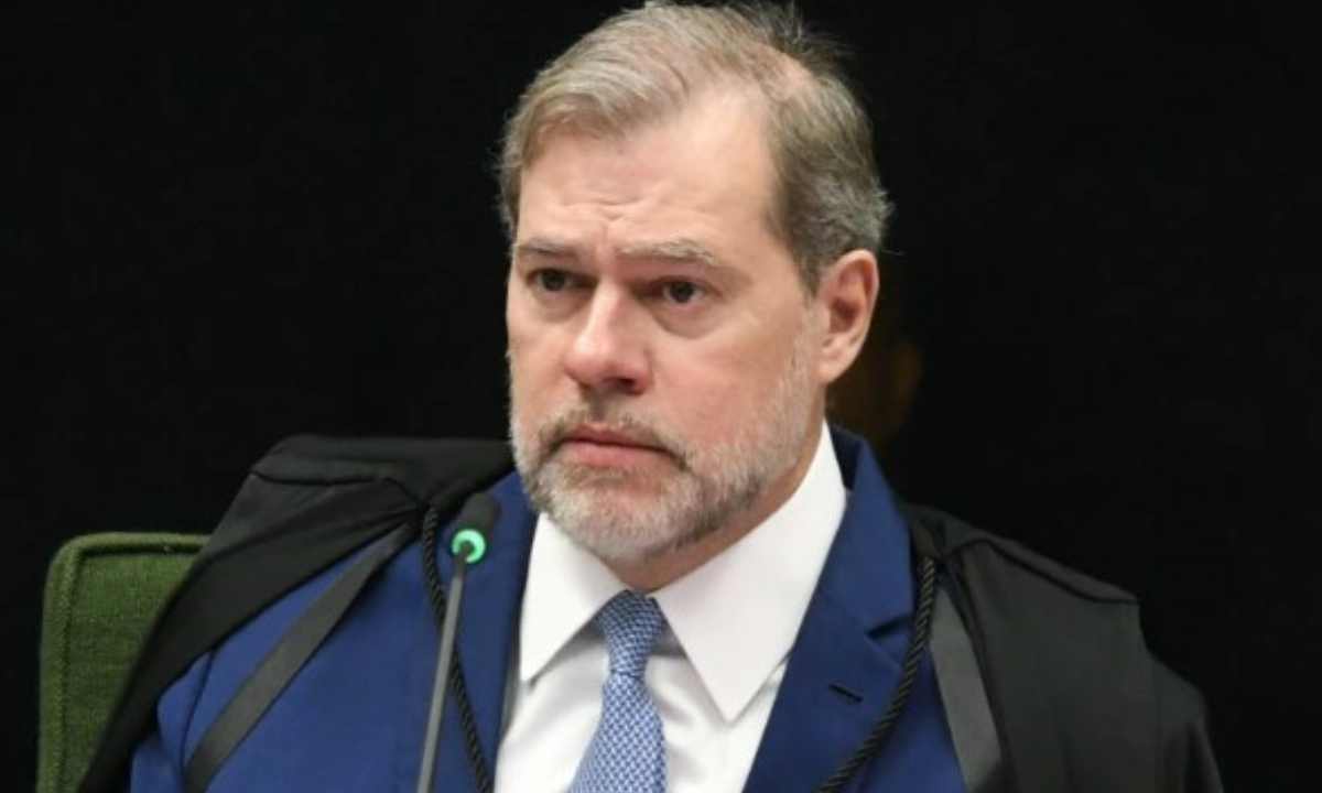 Bagunça generalizada no país: Toffoli manda a PF fazer busca e apreensão na vara da Lava Jato em Curitiba