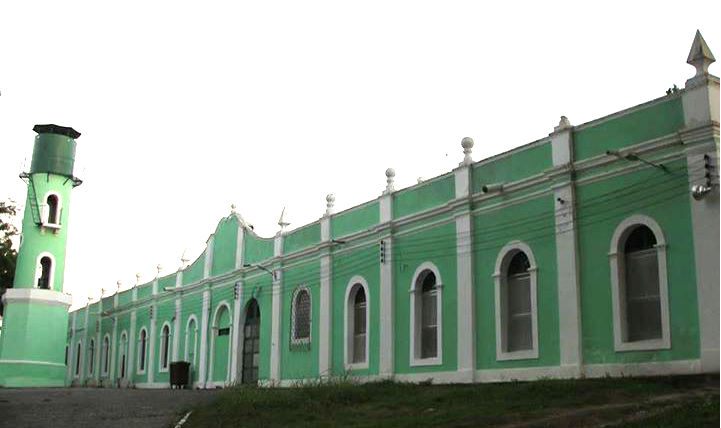 Homem é executado a tiros após confusão próximo a campus do Ifal